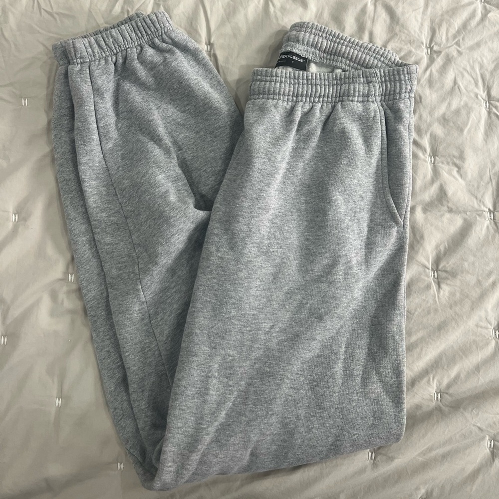 Aritzia Gray Superfleece Sweatpants Baggy Cozy